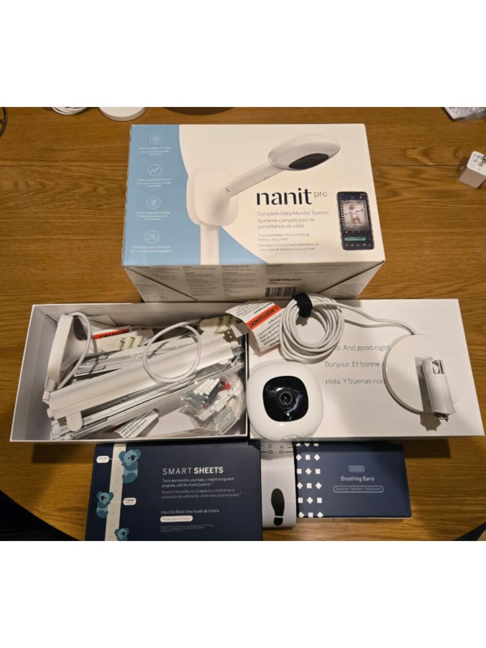 Nanit Pro Camera With Wall Mount and flex stand Baby Monitor